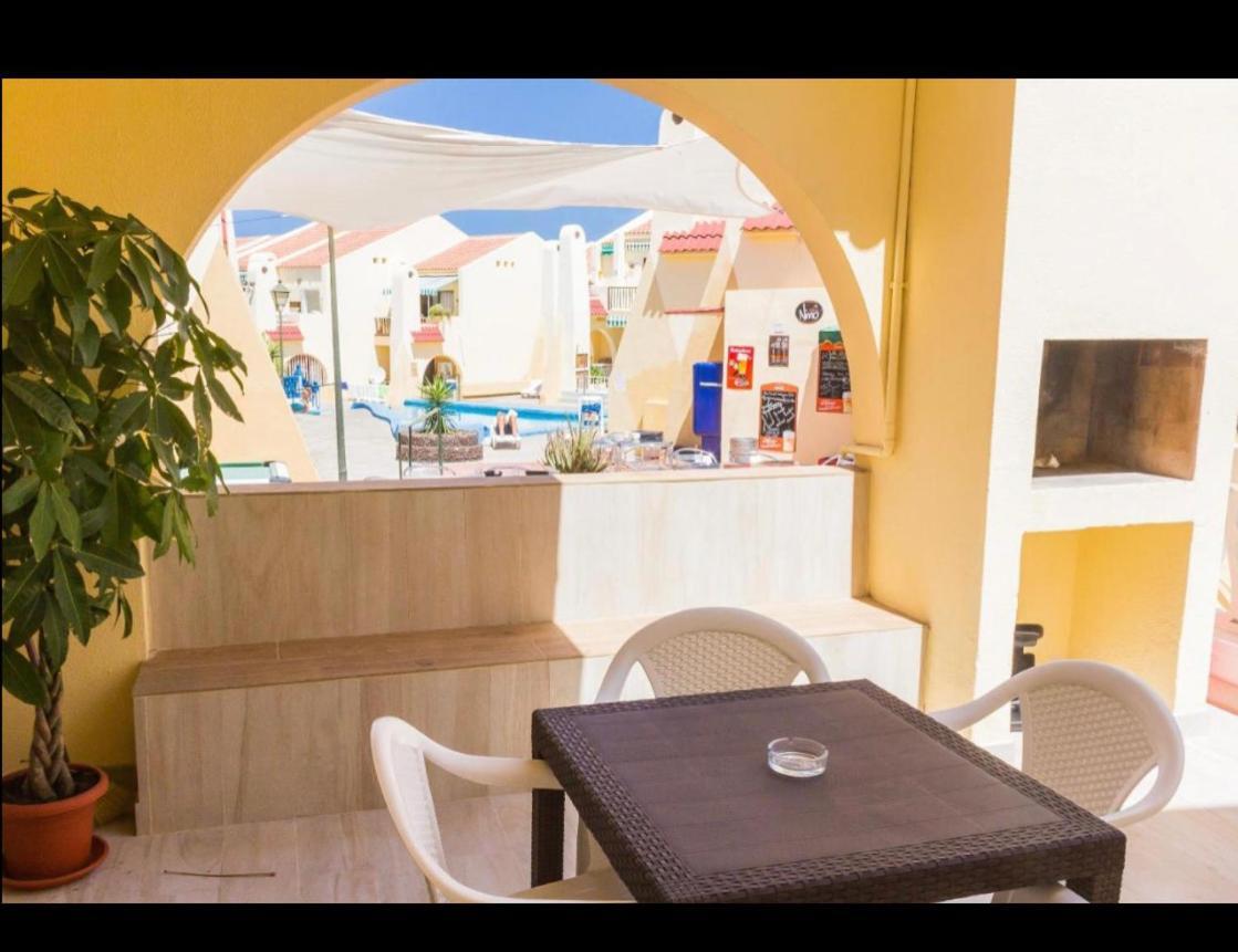 Luxury Fronte Piscina Mareverde A&v Apartment