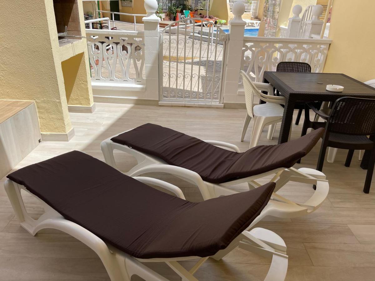 Apartment Luxury Fronte Piscina Mareverde A&v