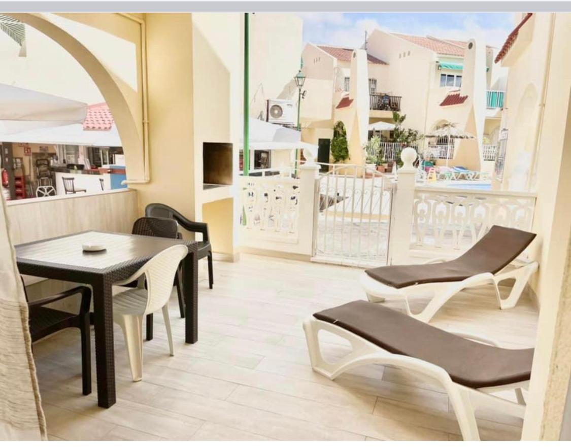 Apartamento Luxury Fronte Piscina Mareverde A&v